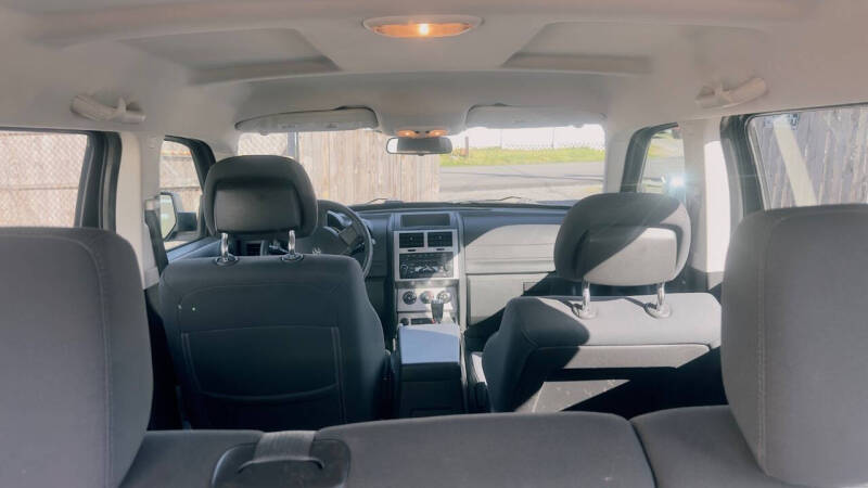 2010 Dodge Nitro SE