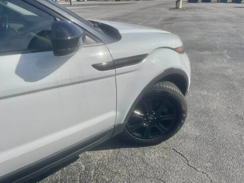 2017 Land Rover Range Rover Evoque SE Premium