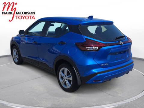 2025 Nissan Kicks Play S