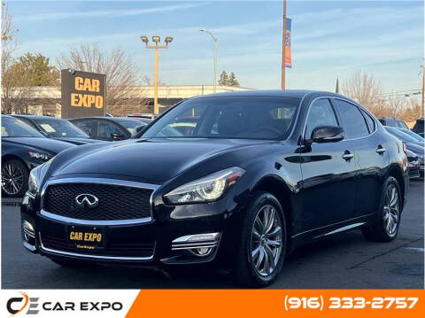 2016 Infiniti Q70