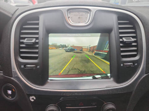 2019 Chrysler 300 Touring L