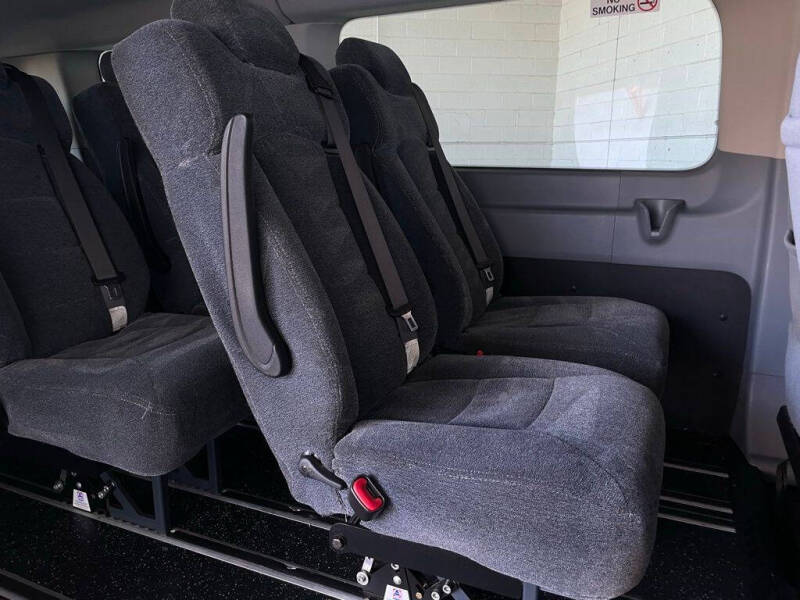 2018 Ford Transit 150 XLT