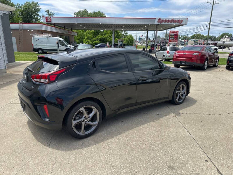 2020 Hyundai Veloster 2.0L