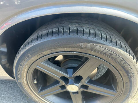 2017 Dodge Challenger SXT