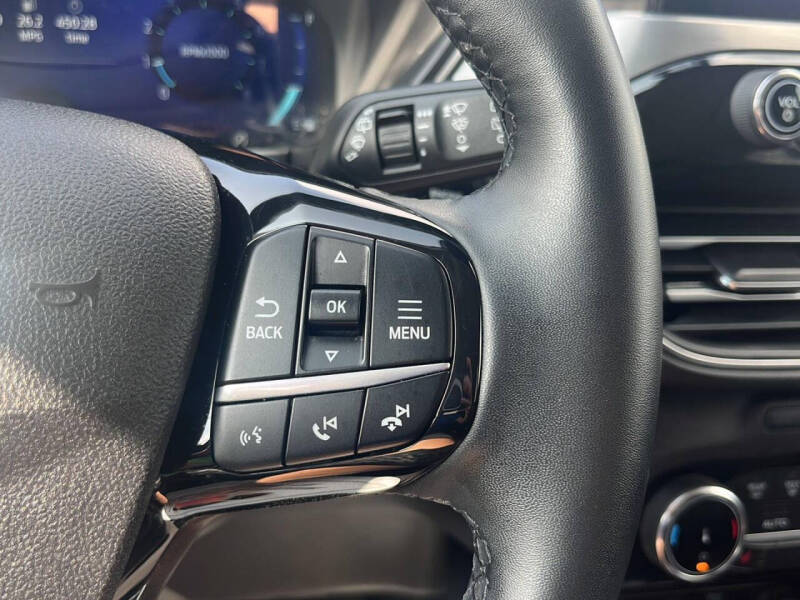 2022 Ford Escape Titanium