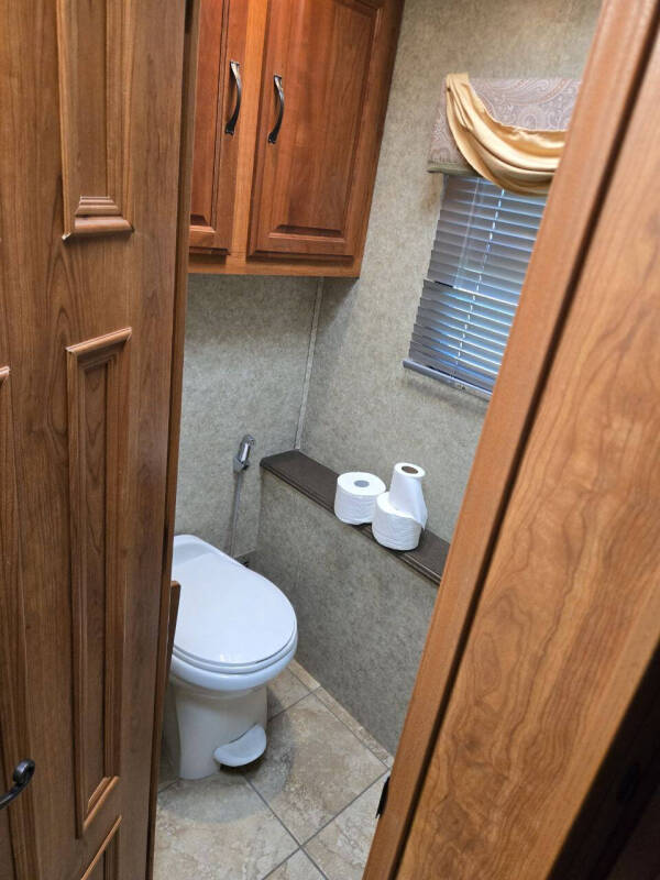 2007 Coachmen RV Pathfinder 384TS