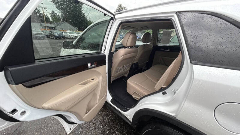 2015 Kia Sorento LX