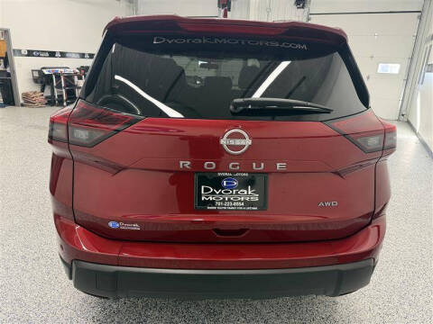 2025 Nissan Rogue SV