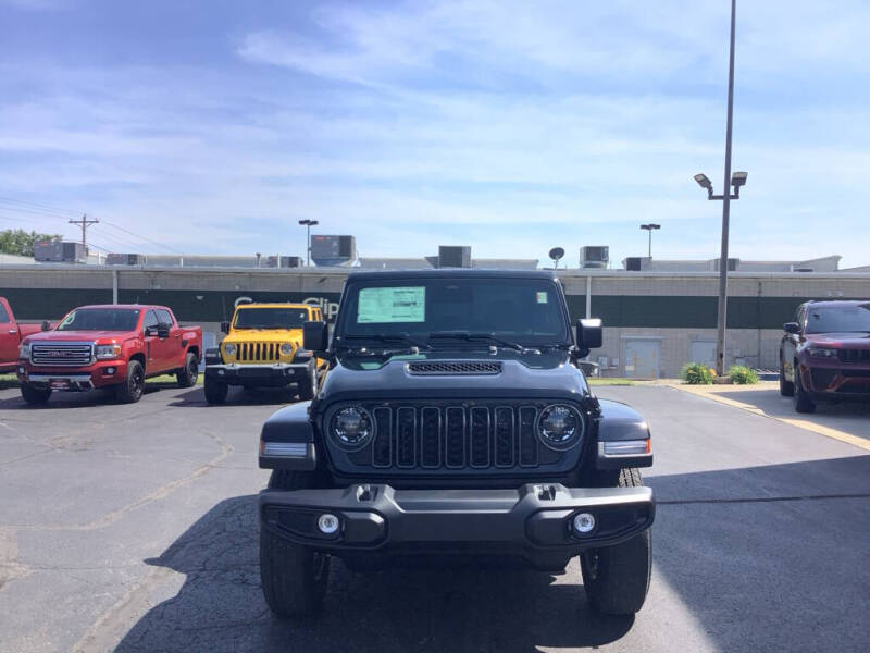 2026 Jeep Gladiator Sport