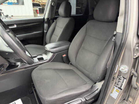 2014 Kia Sorento LX