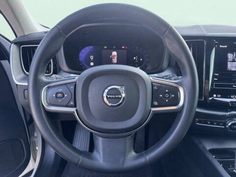 2023 Volvo XC60 B5 Core