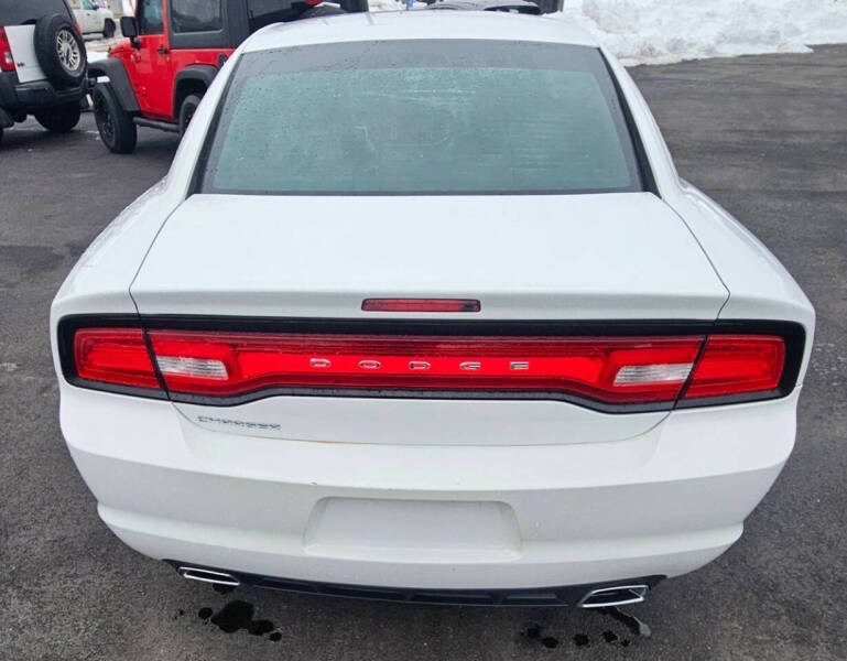 2012 Dodge Charger SE