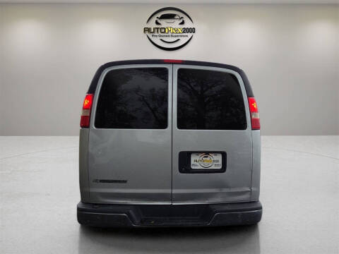 2017 Chevrolet Express LT 3500