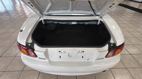 2000 Mazda MX-5 Miata