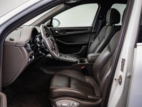 2019 Porsche Macan S