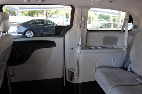 2011 Dodge Grand Caravan Crew