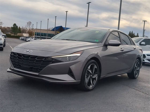 2023 Hyundai Elantra