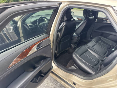 2017 Lincoln MKZ Select