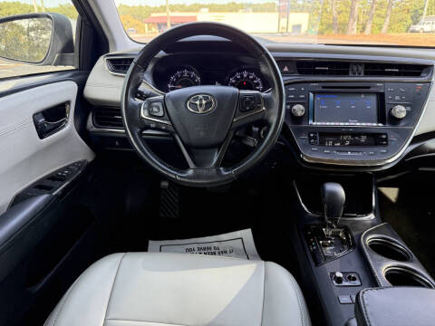 2016 Toyota Avalon XLE