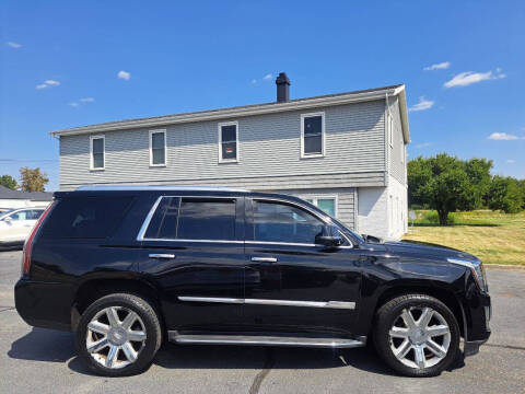 2015 Cadillac Escalade Luxury