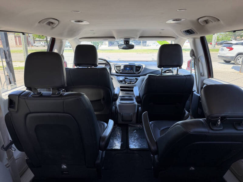 2020 Chrysler Pacifica Touring L