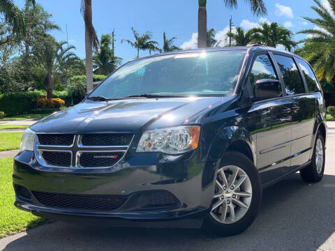 2015 Dodge Grand Caravan for sale at HIGH PERFORMANCE MOTORS in Hollywood FL