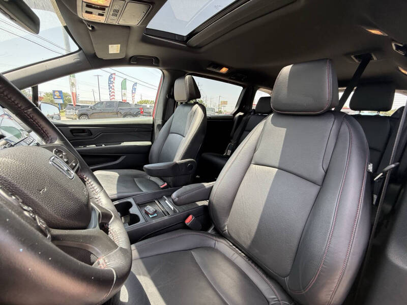 2024 Honda Odyssey Sport