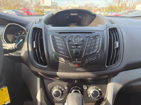 2015 Ford Escape S