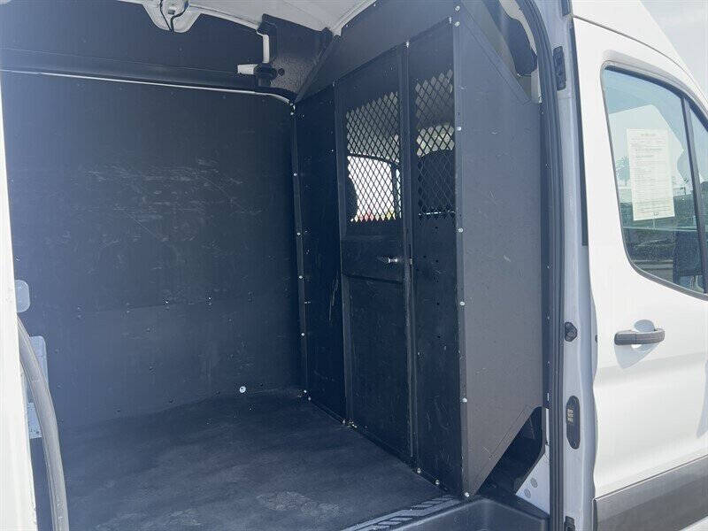 2023 Ford Transit 250