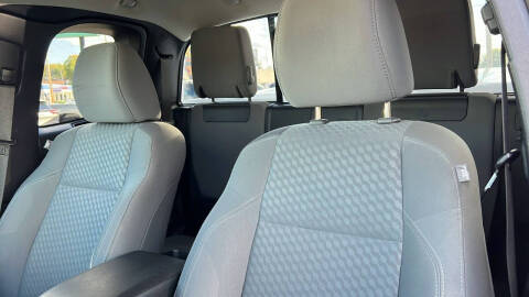 2020 Toyota Tacoma SR5 V6