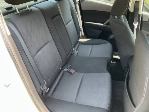 2010 Mazda MAZDA3 i Sport