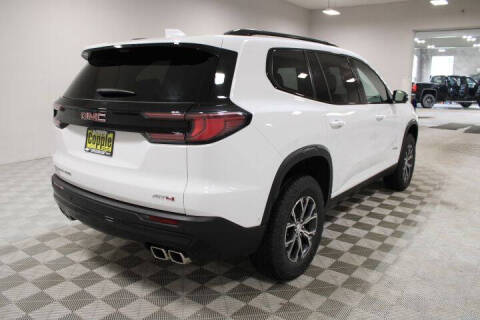 2025 GMC Acadia AT4