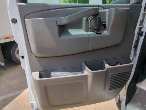 2024 Chevrolet Express 3500