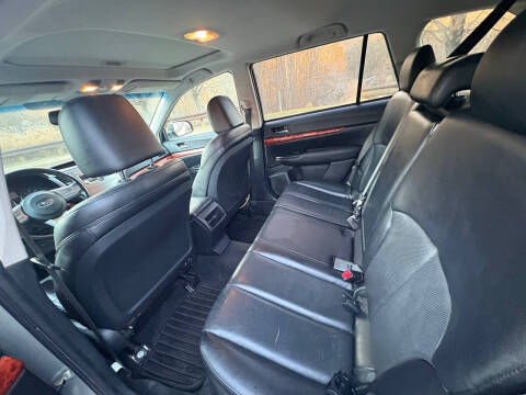 2011 Subaru Outback 2.5i Limited