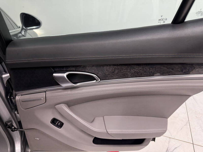 2010 Porsche Panamera Turbo