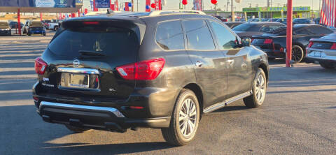 2020 Nissan Pathfinder SL