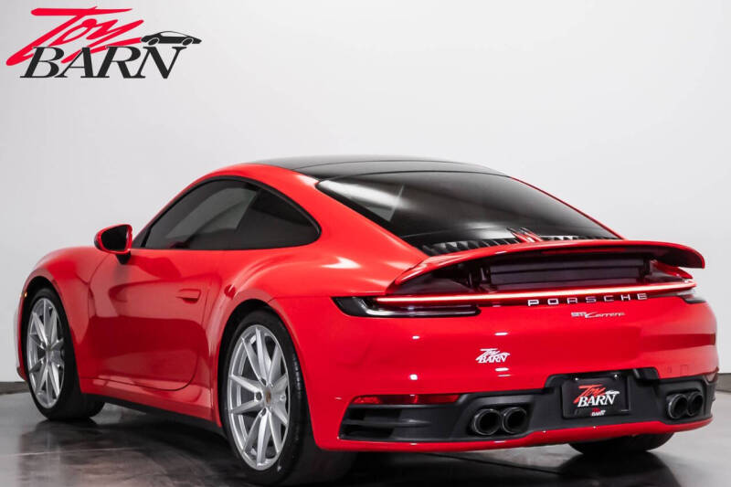2022 Porsche 911 Carrera