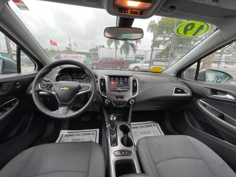 2019 Chevrolet Cruze LT