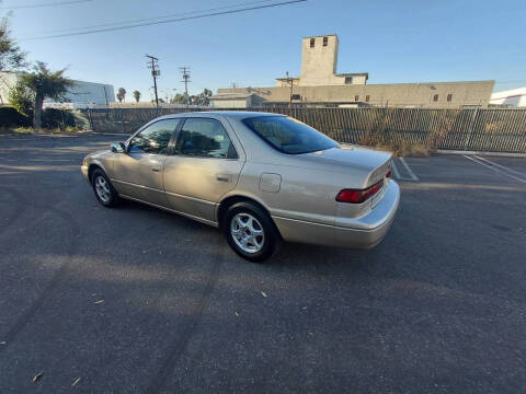 1999 Toyota Camry