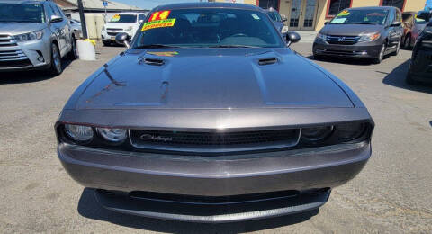 2014 Dodge Challenger SXT