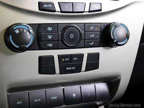 2010 Ford Focus SE