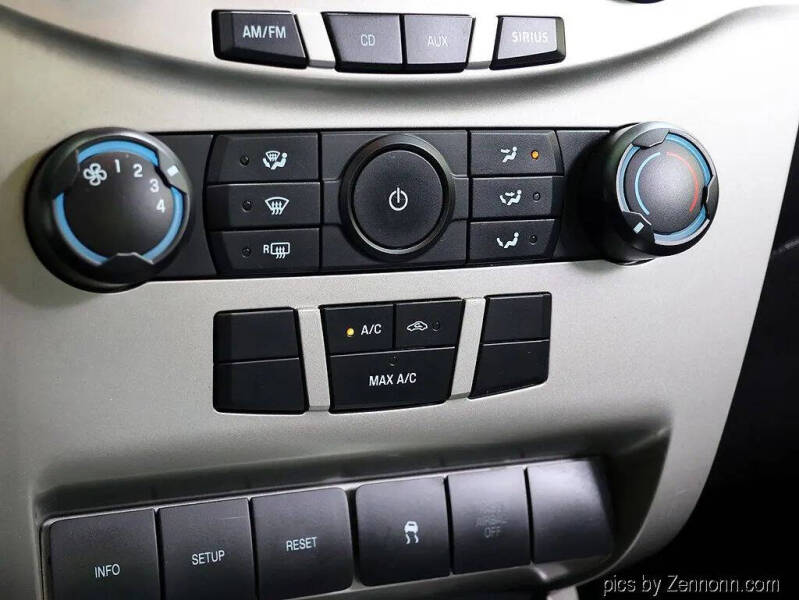 2010 Ford Focus SE