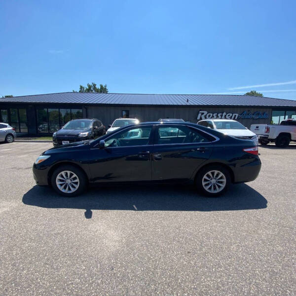 2016 Toyota Camry LE