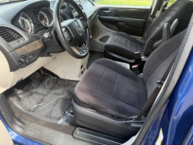 2011 Dodge Grand Caravan Express