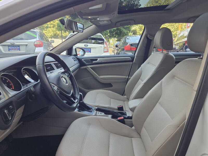 2015 Volkswagen Golf TSI S