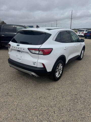 2020 Ford Escape SE