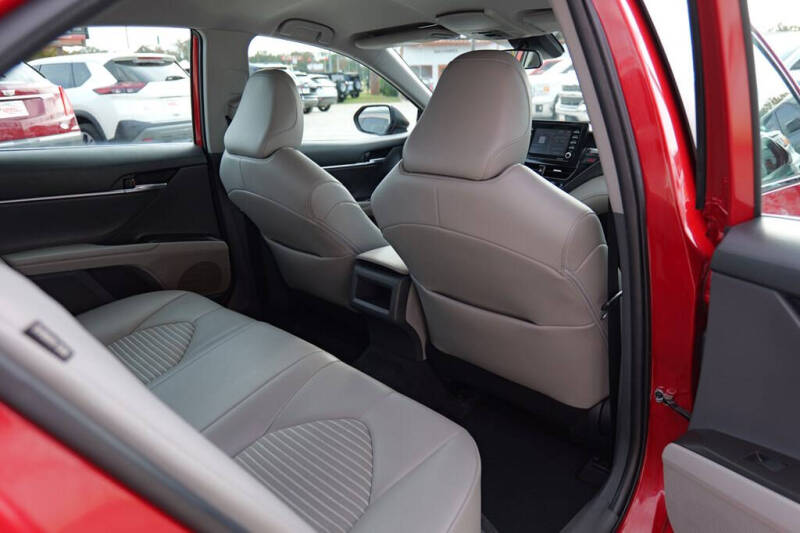 2022 Toyota Camry SE