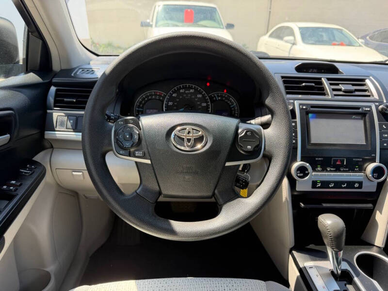 2012 Toyota Camry LE