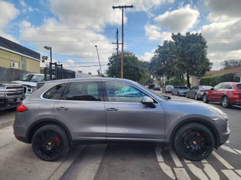 2011 Porsche Cayenne S