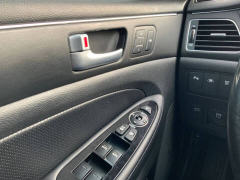 2012 Hyundai Genesis